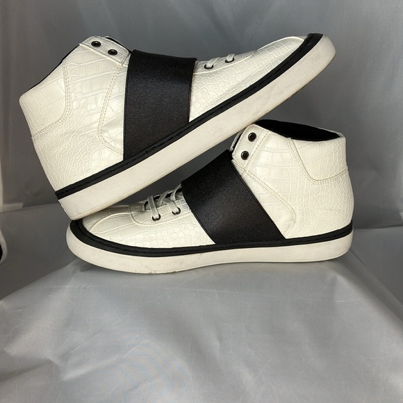 Guess white mens size 10 shoes crocodile print - Picture 5 of 8